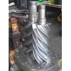 Rebearing screw compressor 2